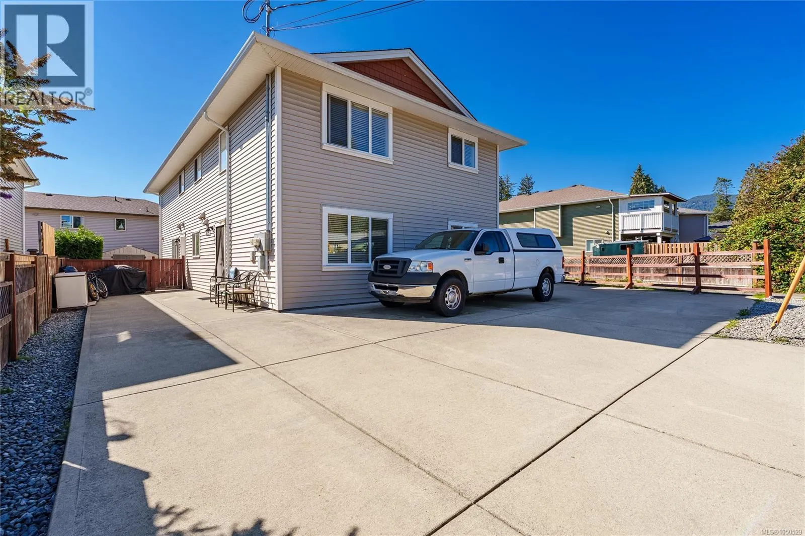 611 Sandy Crt