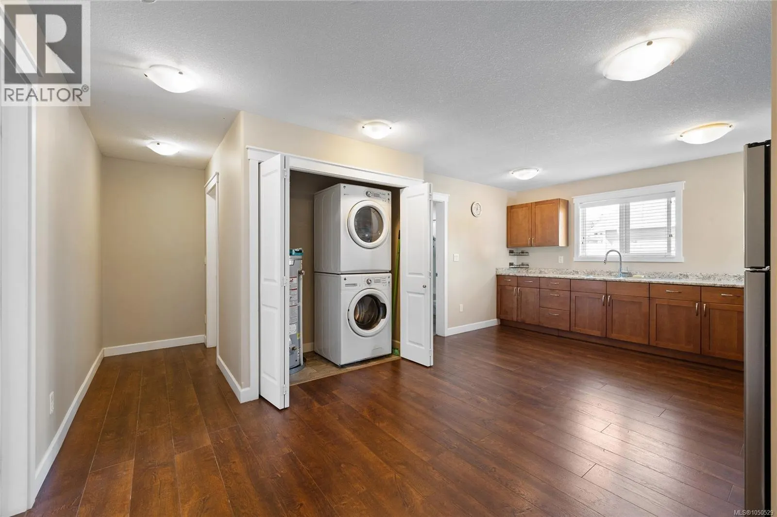 611 Sandy Crt
