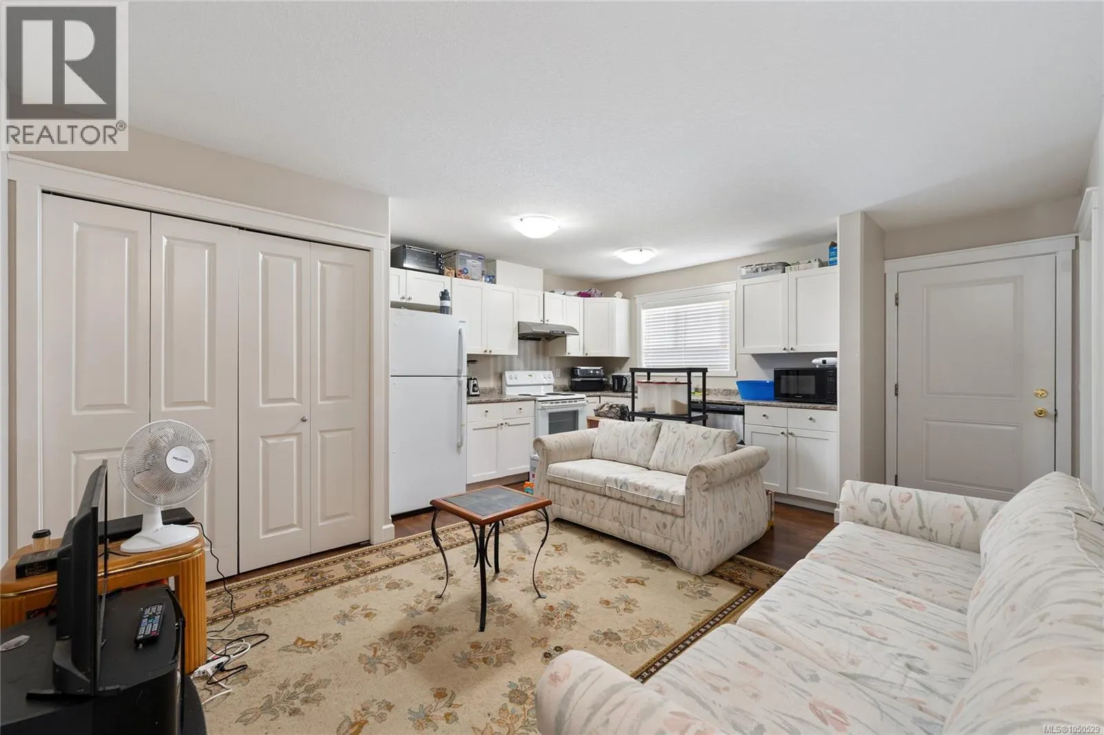 611 Sandy Crt