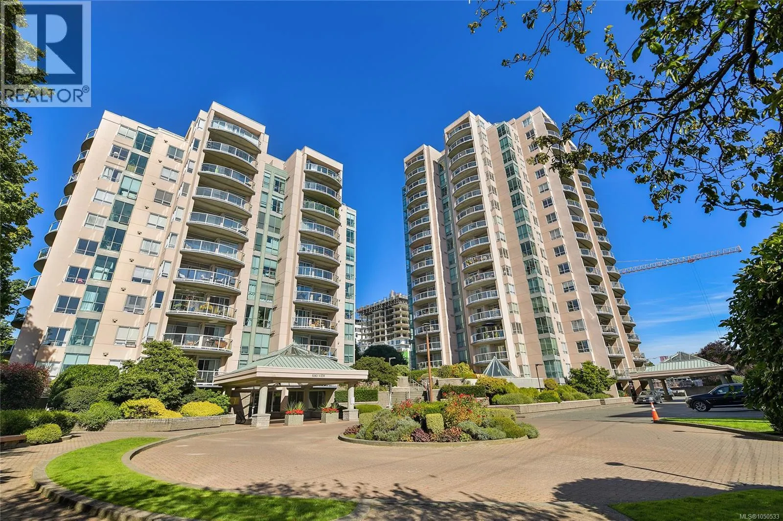 801 1020 View St