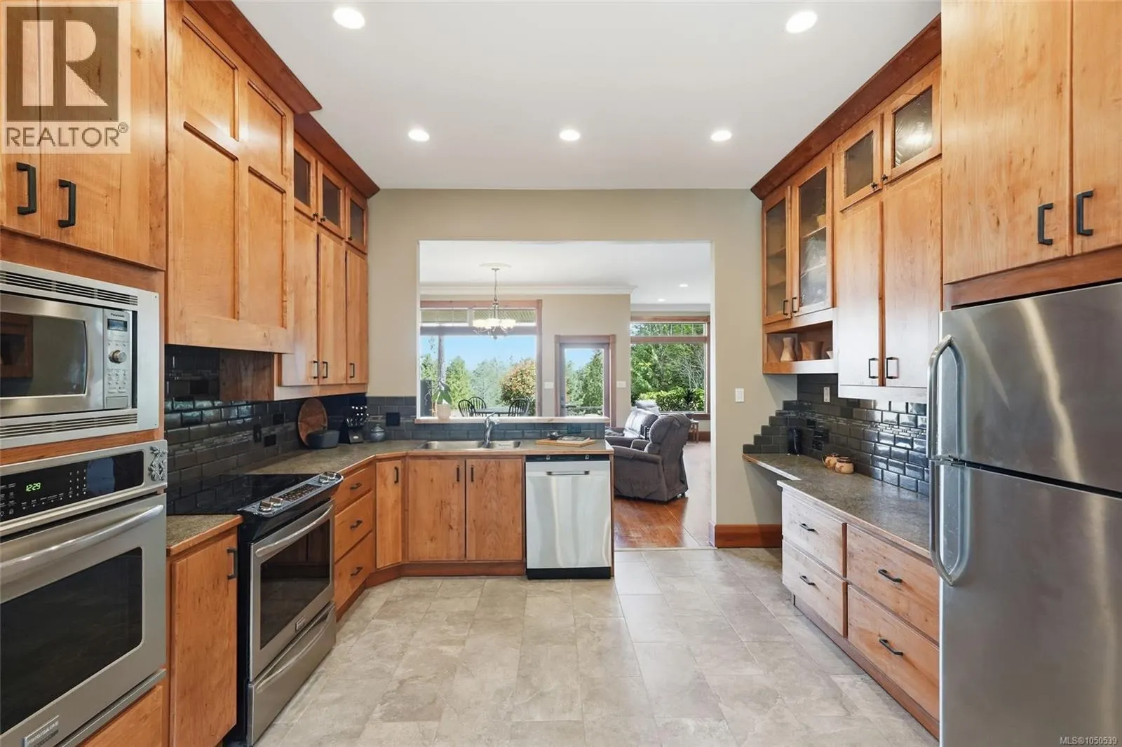 1195 Spider Lake Rd