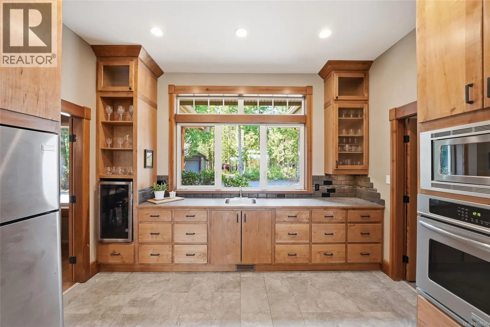 1195 Spider Lake Rd
