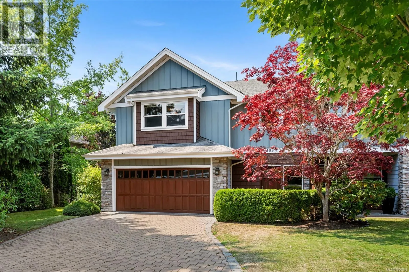 553 Heatherdale Lane