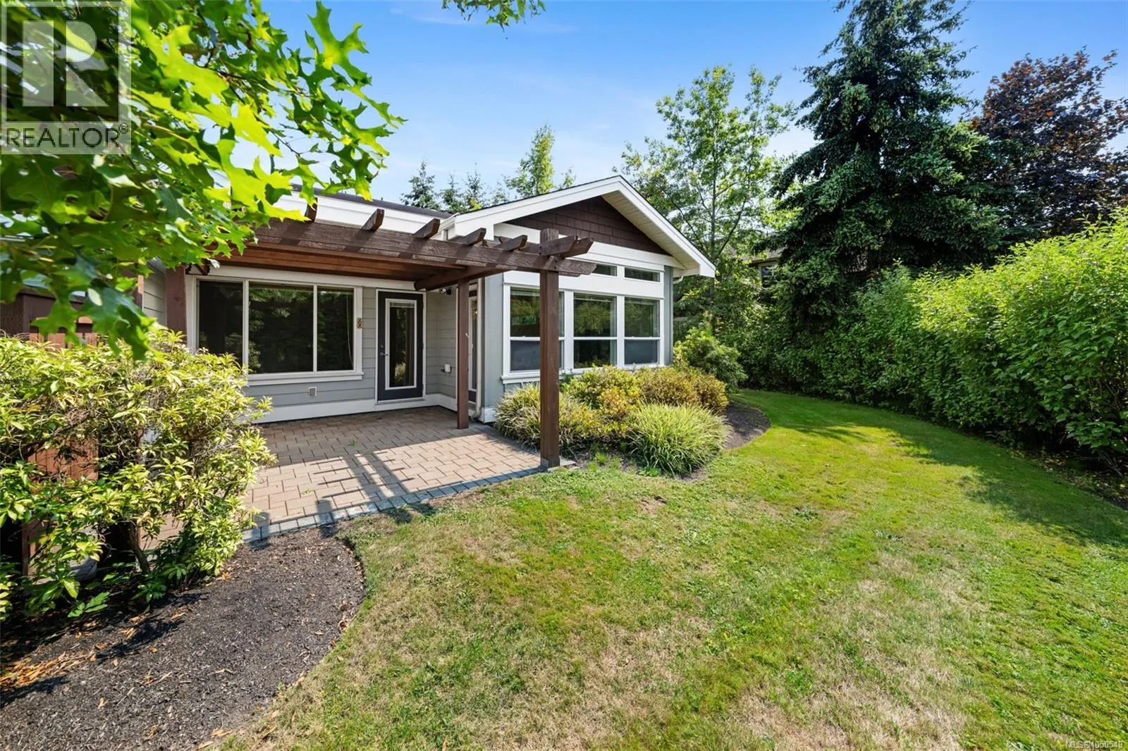553 Heatherdale Lane