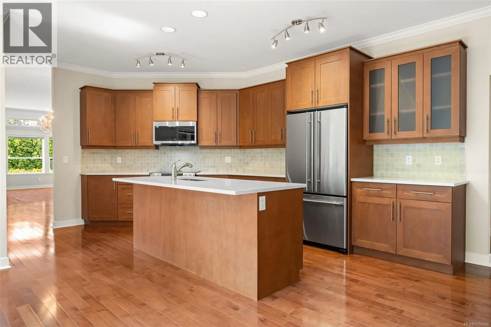 553 Heatherdale Lane