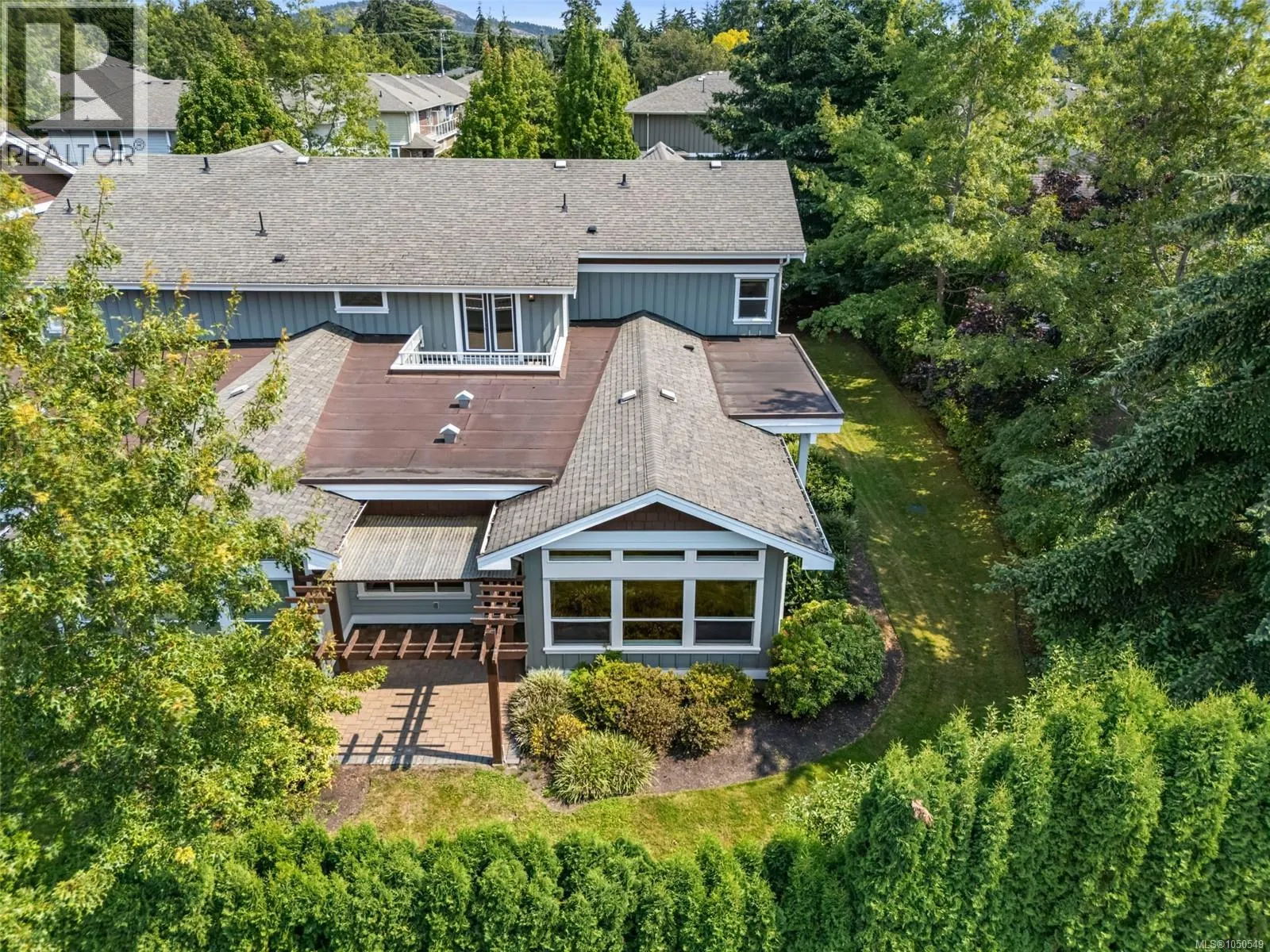 553 Heatherdale Lane