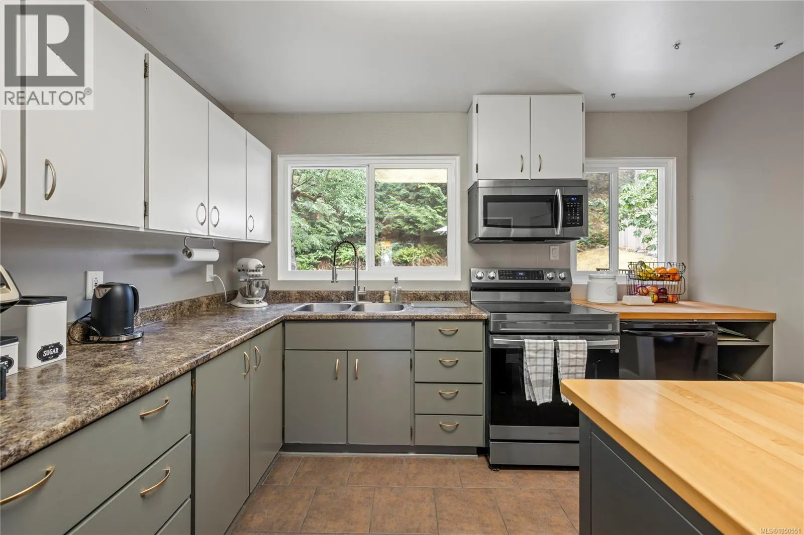 3645 Sunrise Pl