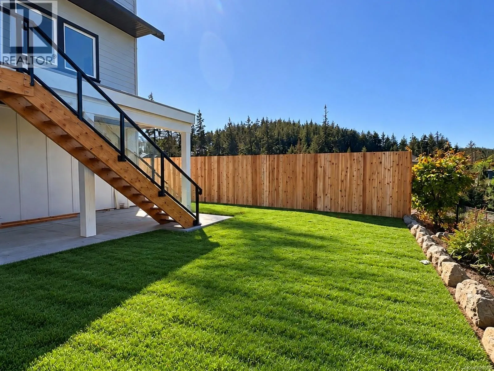 1120 Deltana Ave