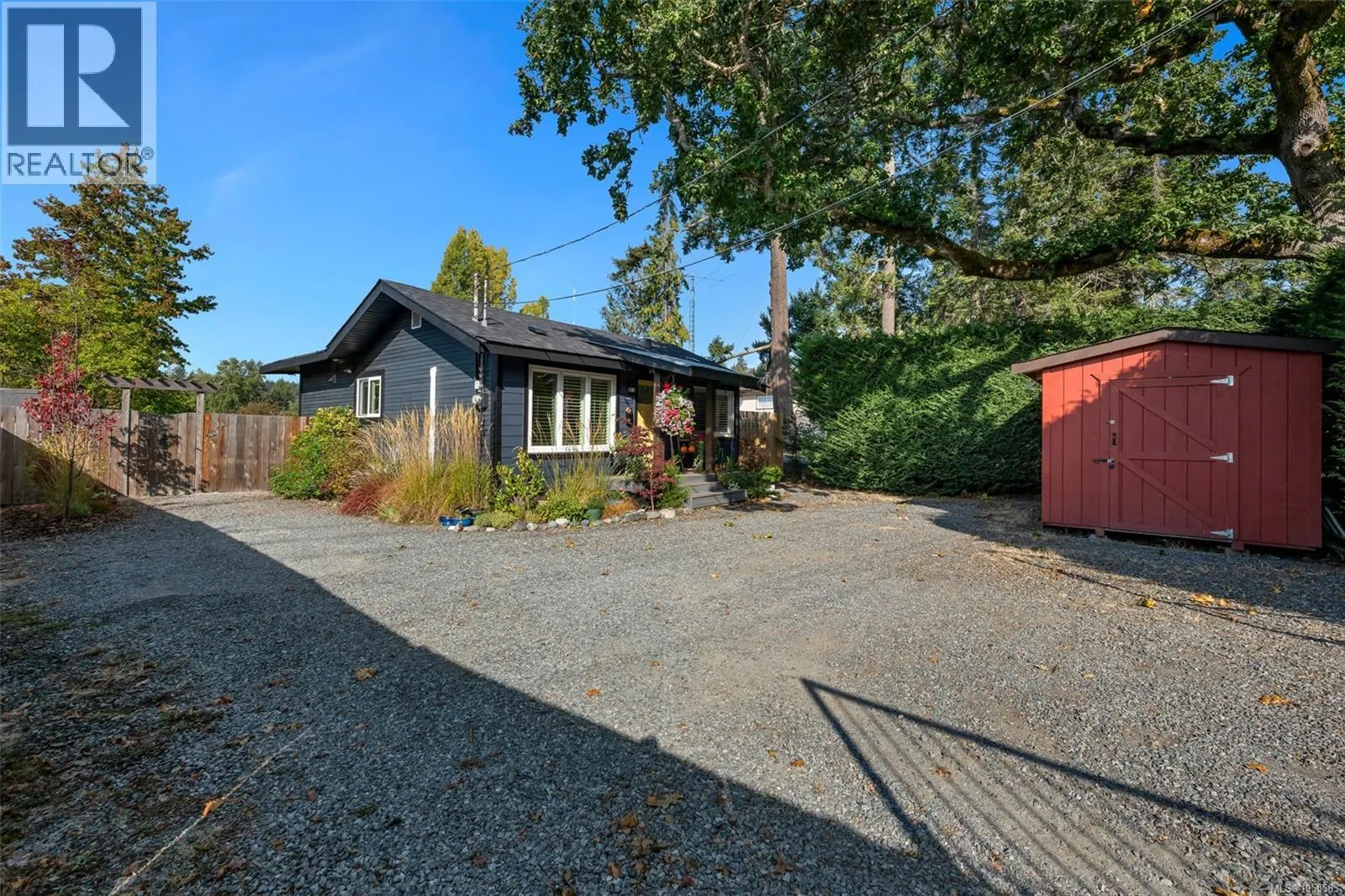 4826 West Saanich Rd