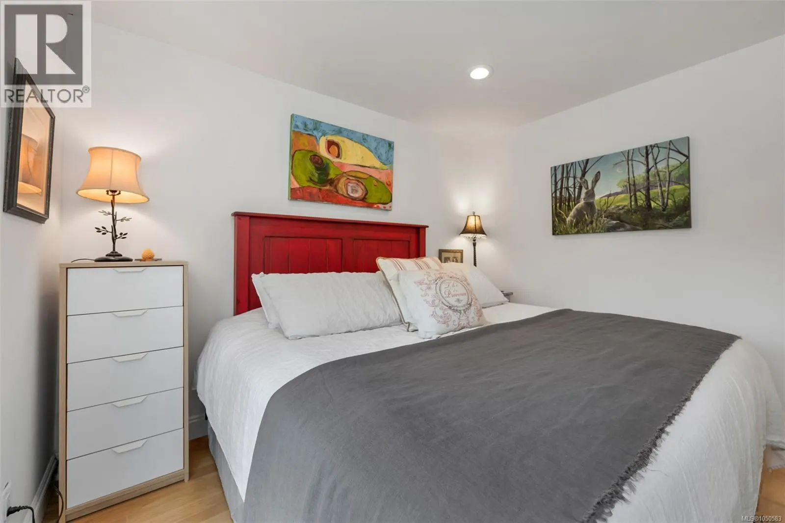 4826 West Saanich Rd