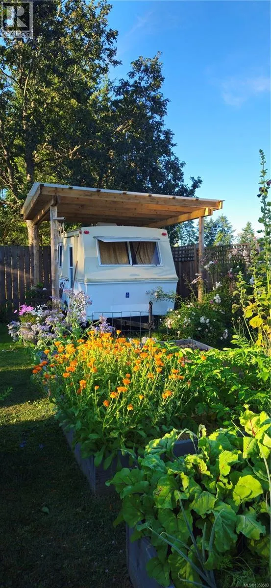 4826 West Saanich Rd