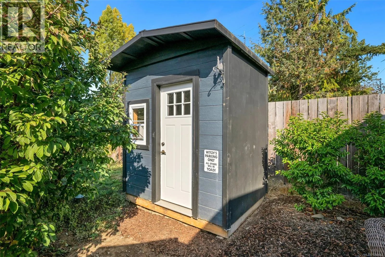 4826 West Saanich Rd