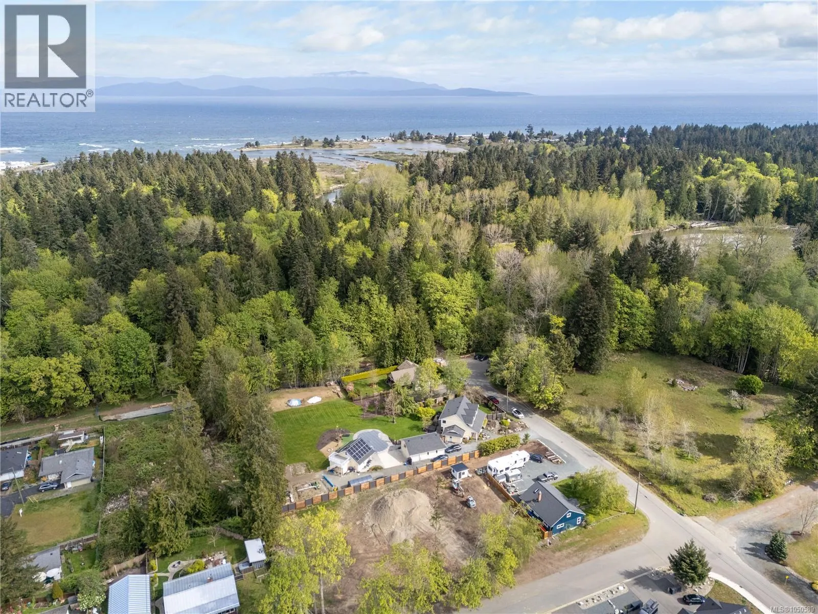 569 Tulip Ave