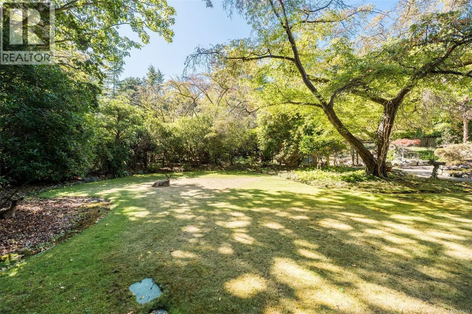 30 Beach Dr