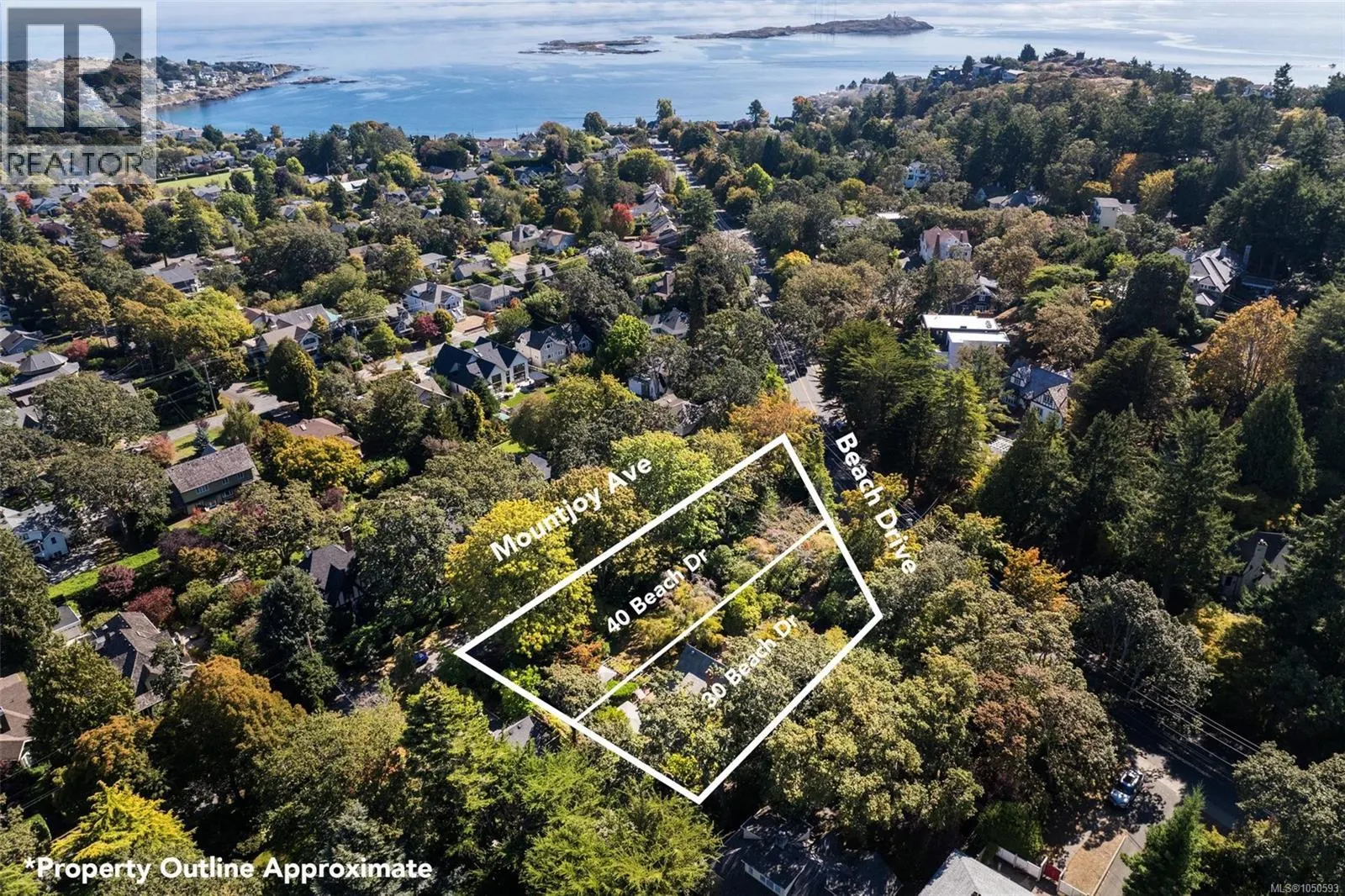 30 Beach Dr
