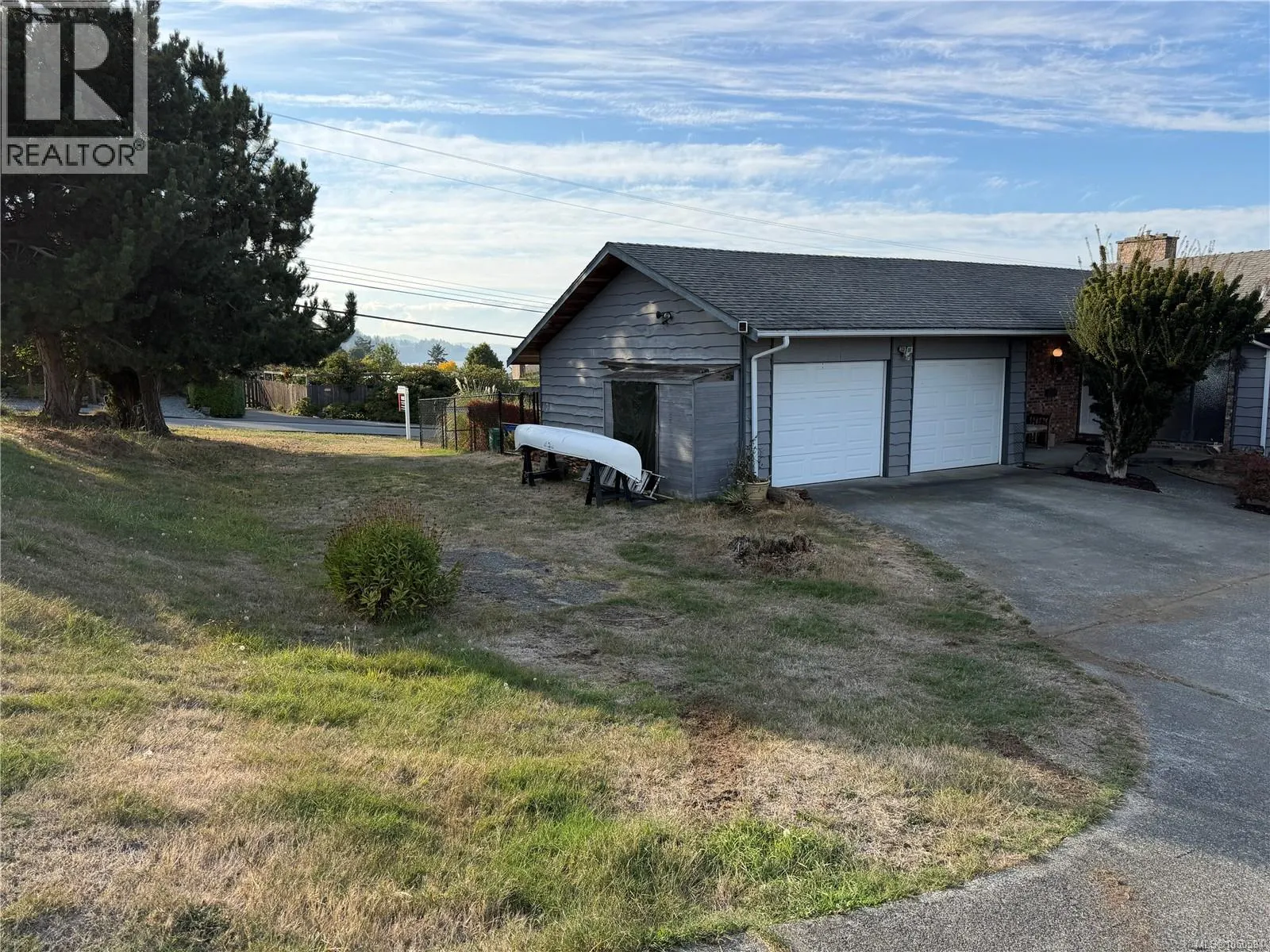 5400 Entwhistle Dr