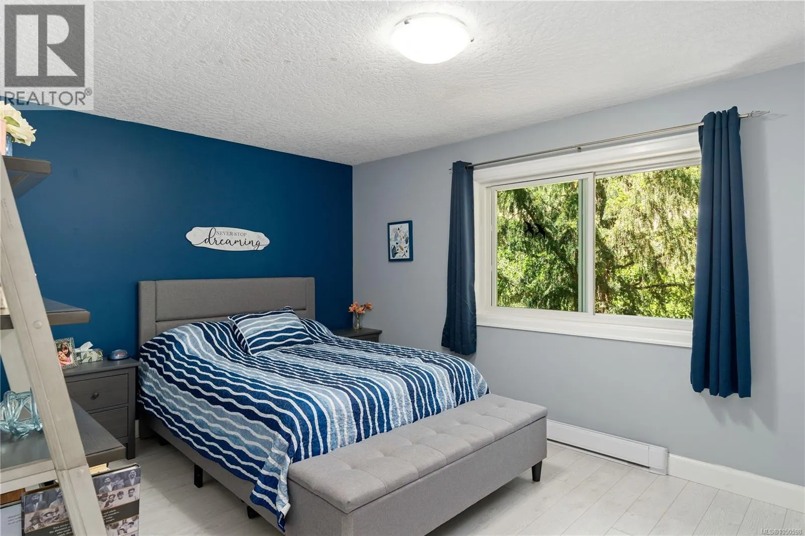 222 Ashley Pl