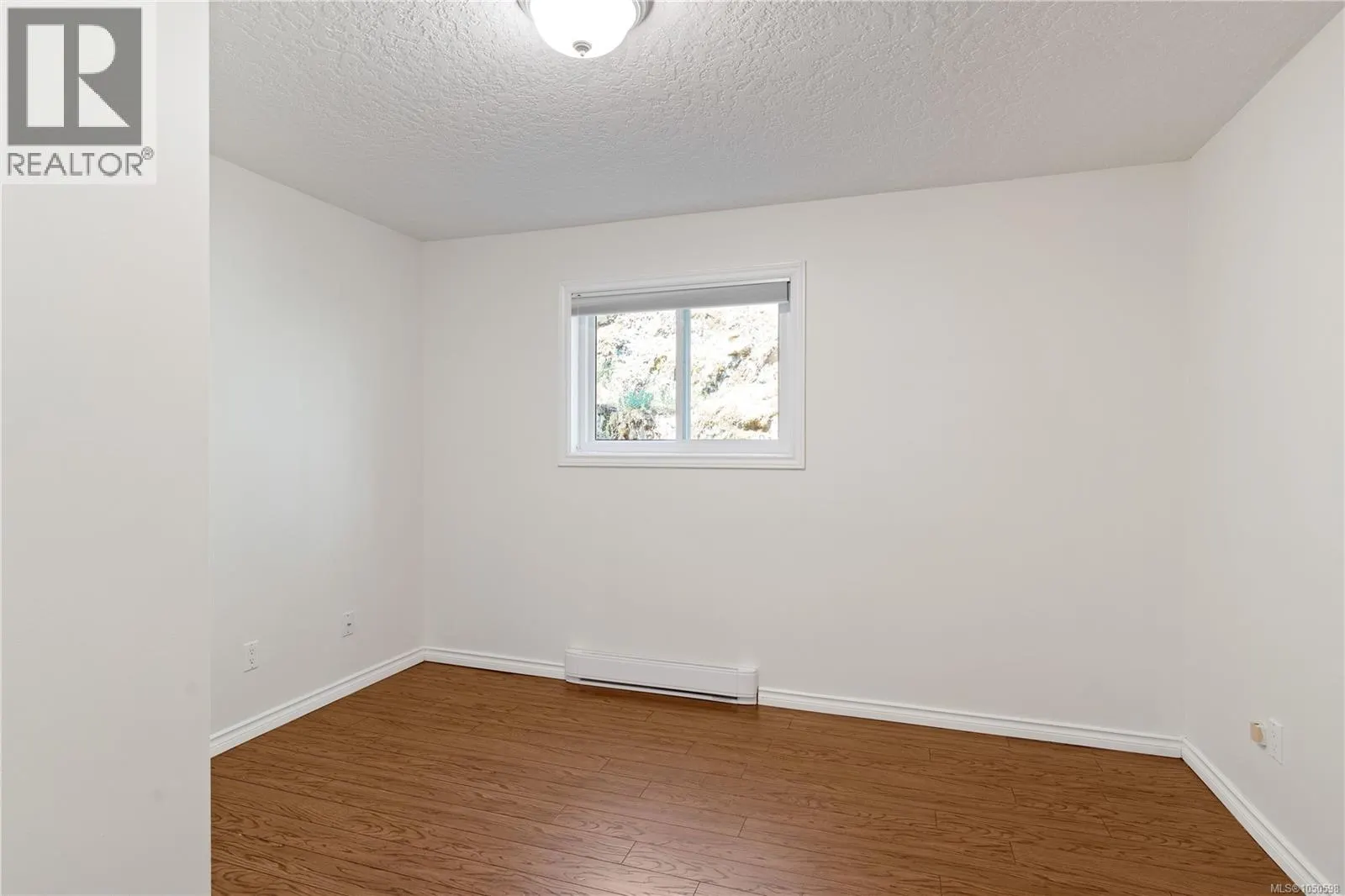 222 Ashley Pl