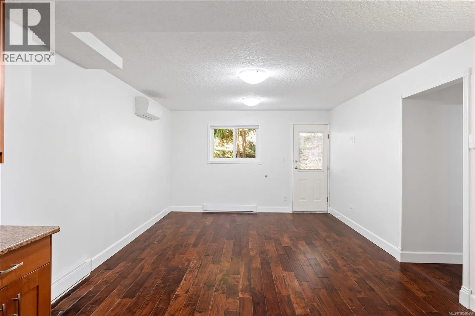 222 Ashley Pl