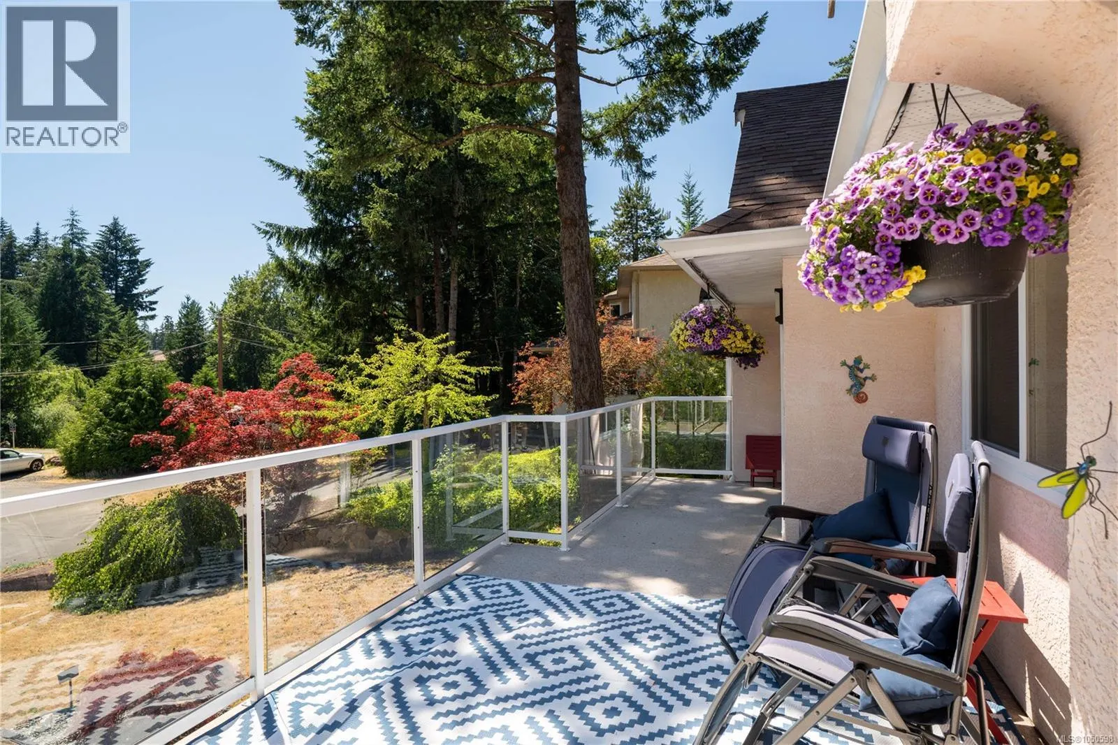 222 Ashley Pl
