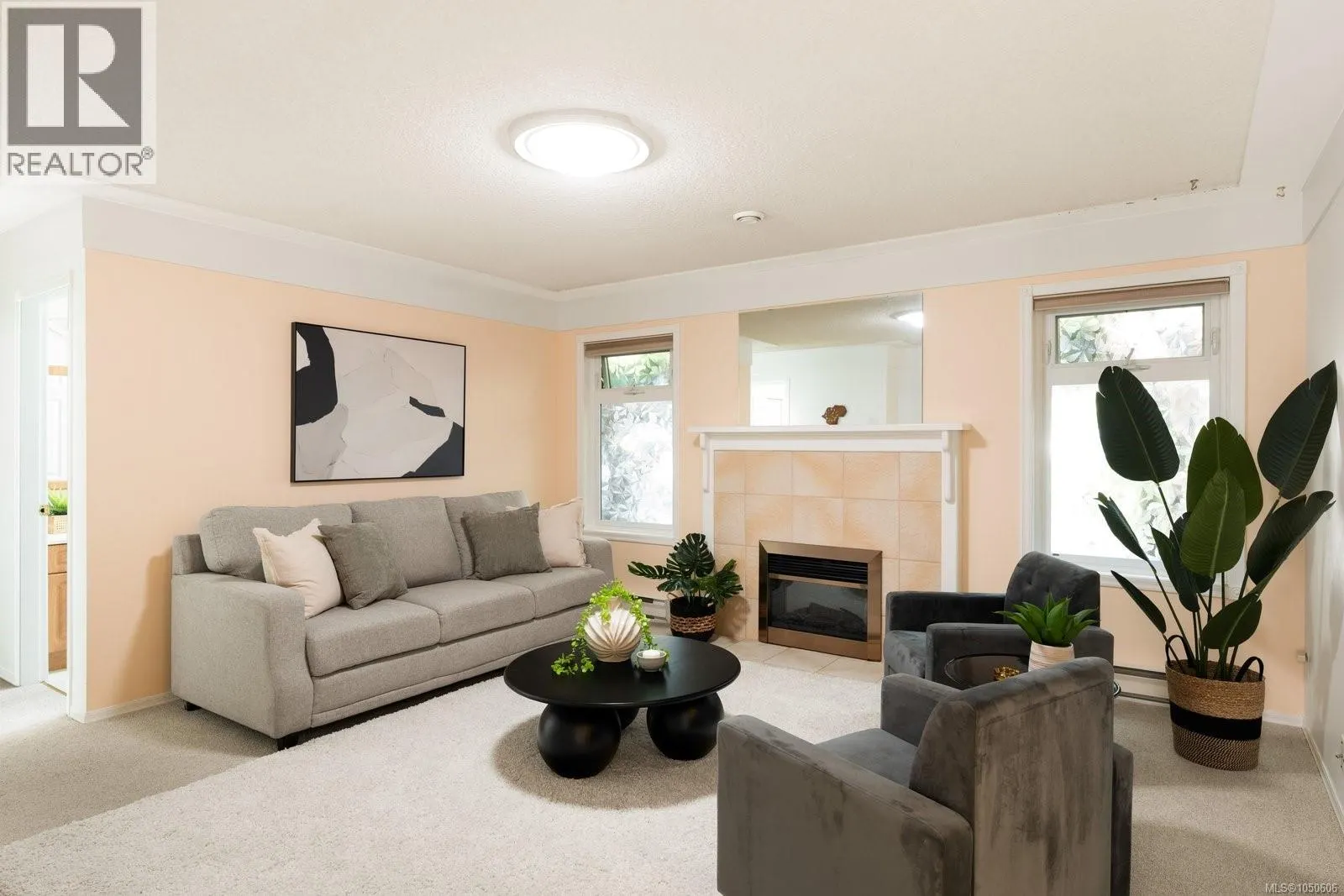 7436 East Saanich Rd