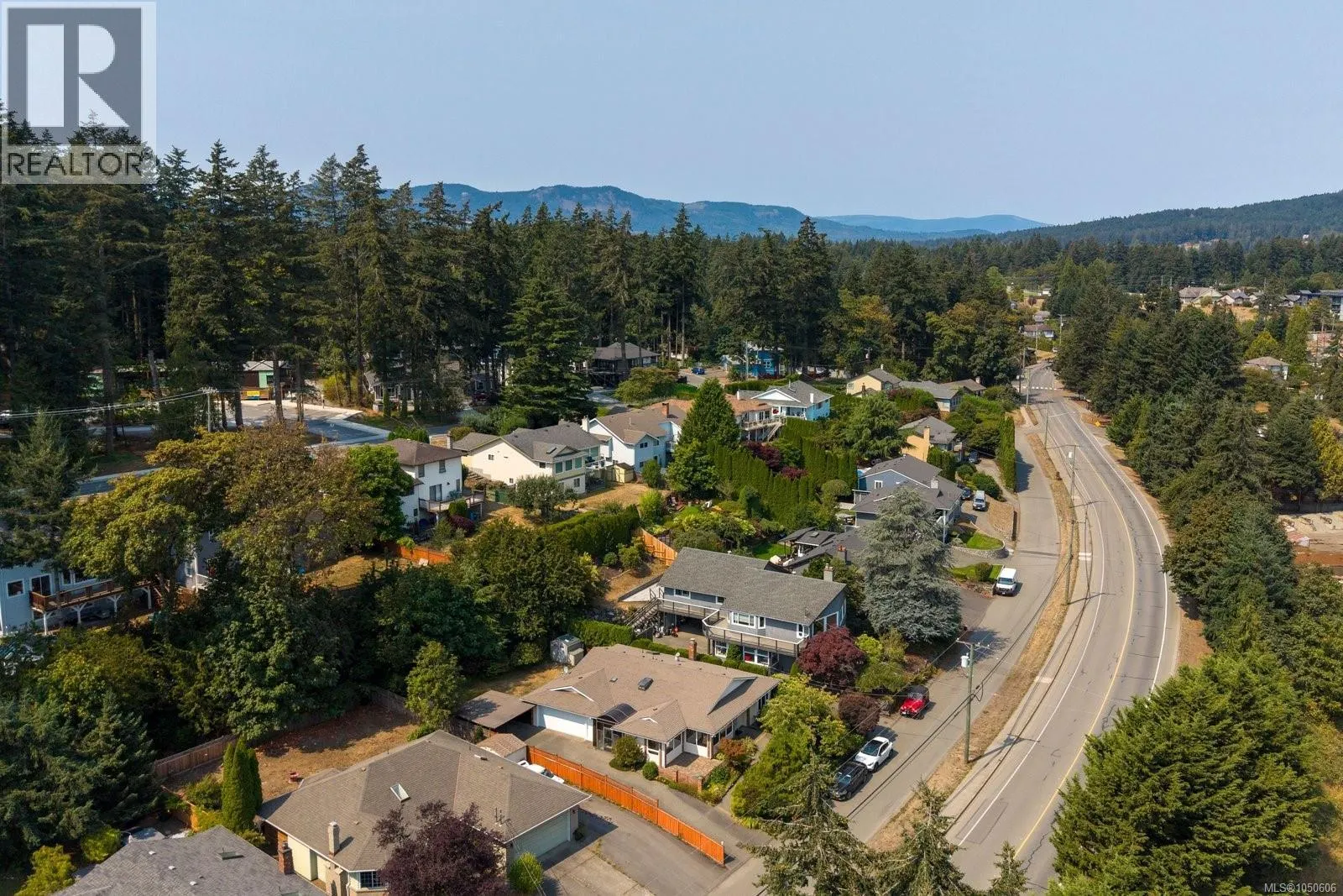 7436 East Saanich Rd