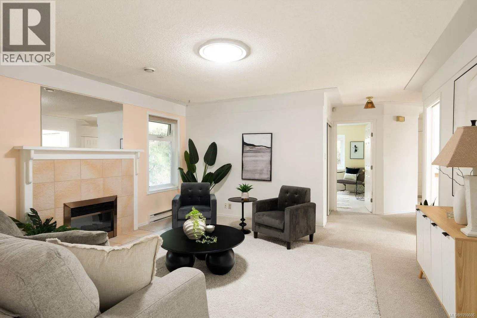 7436 East Saanich Rd