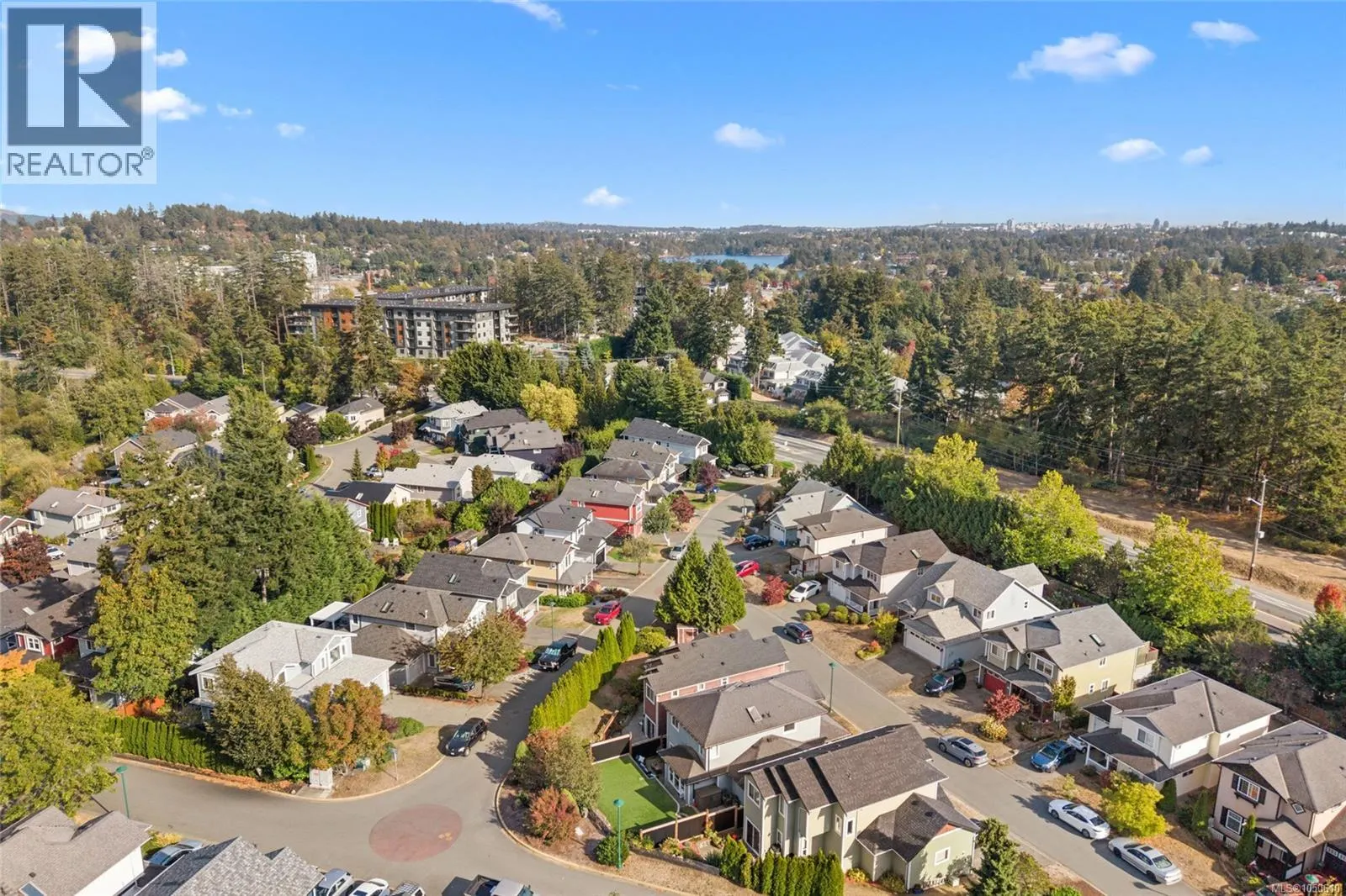 4 Newstead Cres