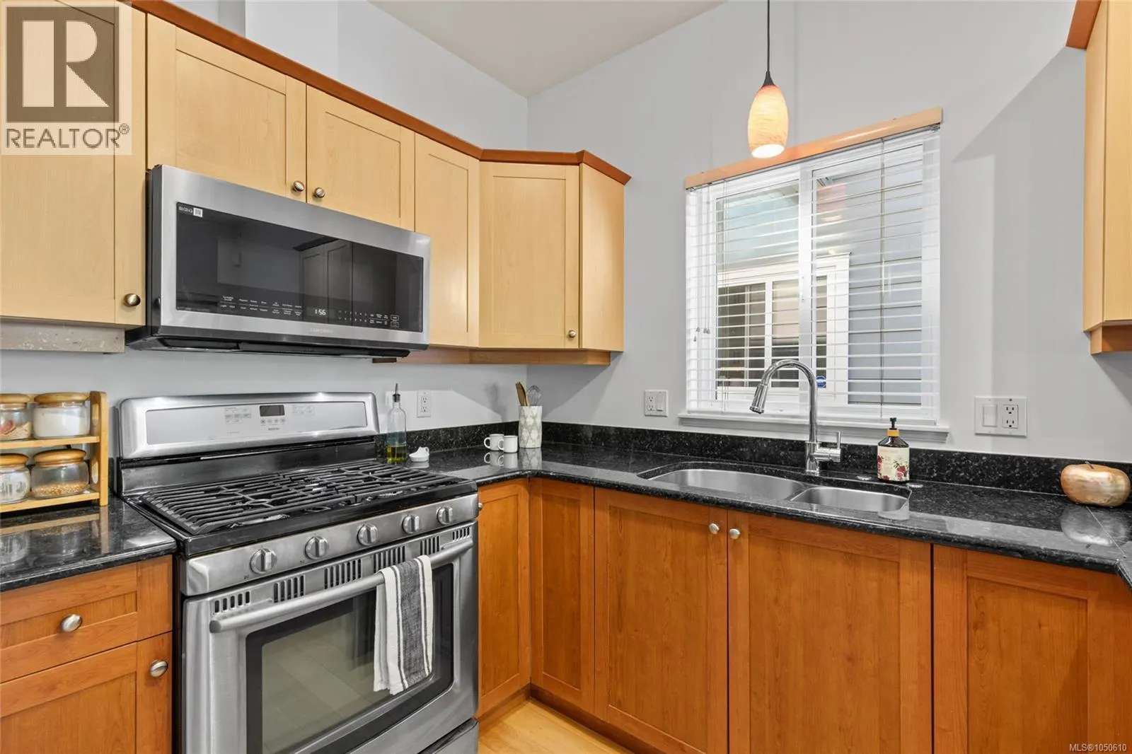4 Newstead Cres