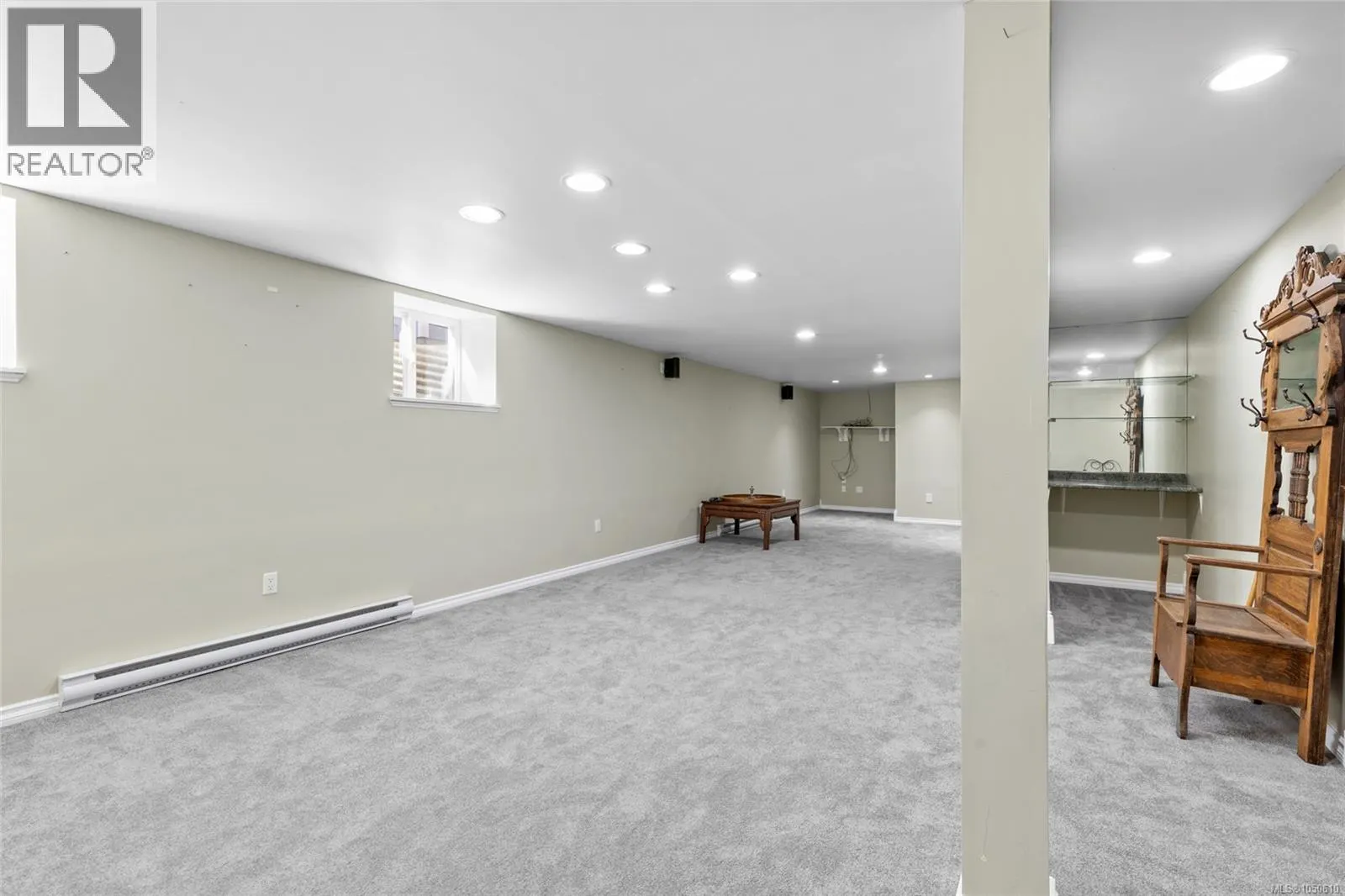 4 Newstead Cres