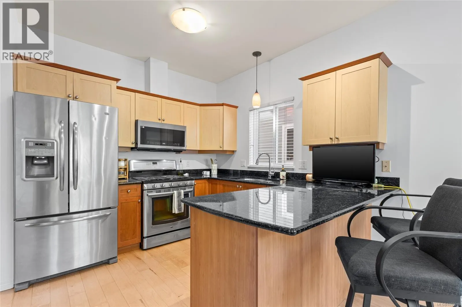 4 Newstead Cres