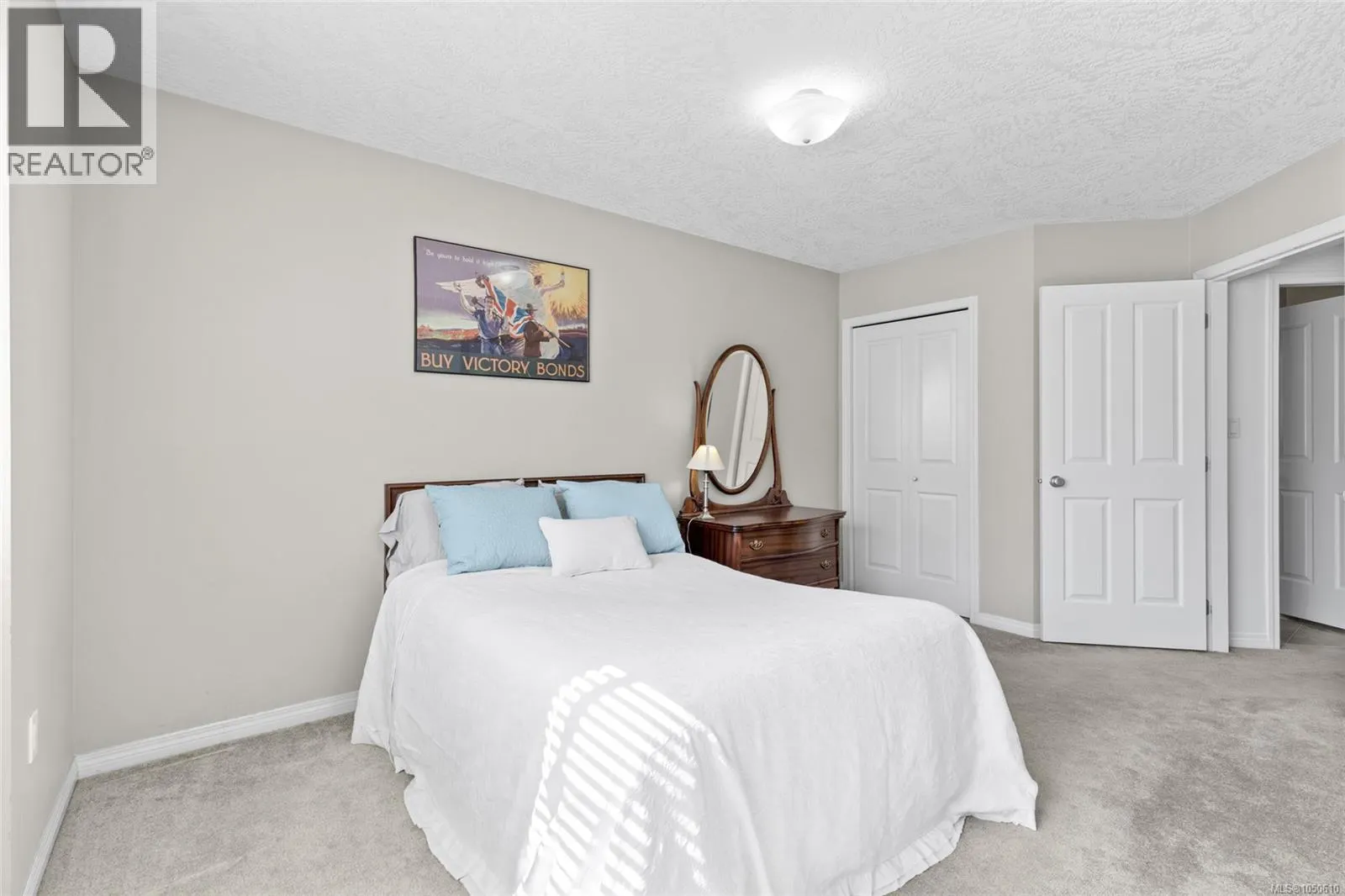 4 Newstead Cres