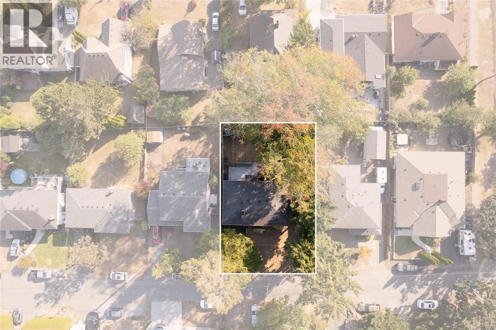 1711 Christmas Ave