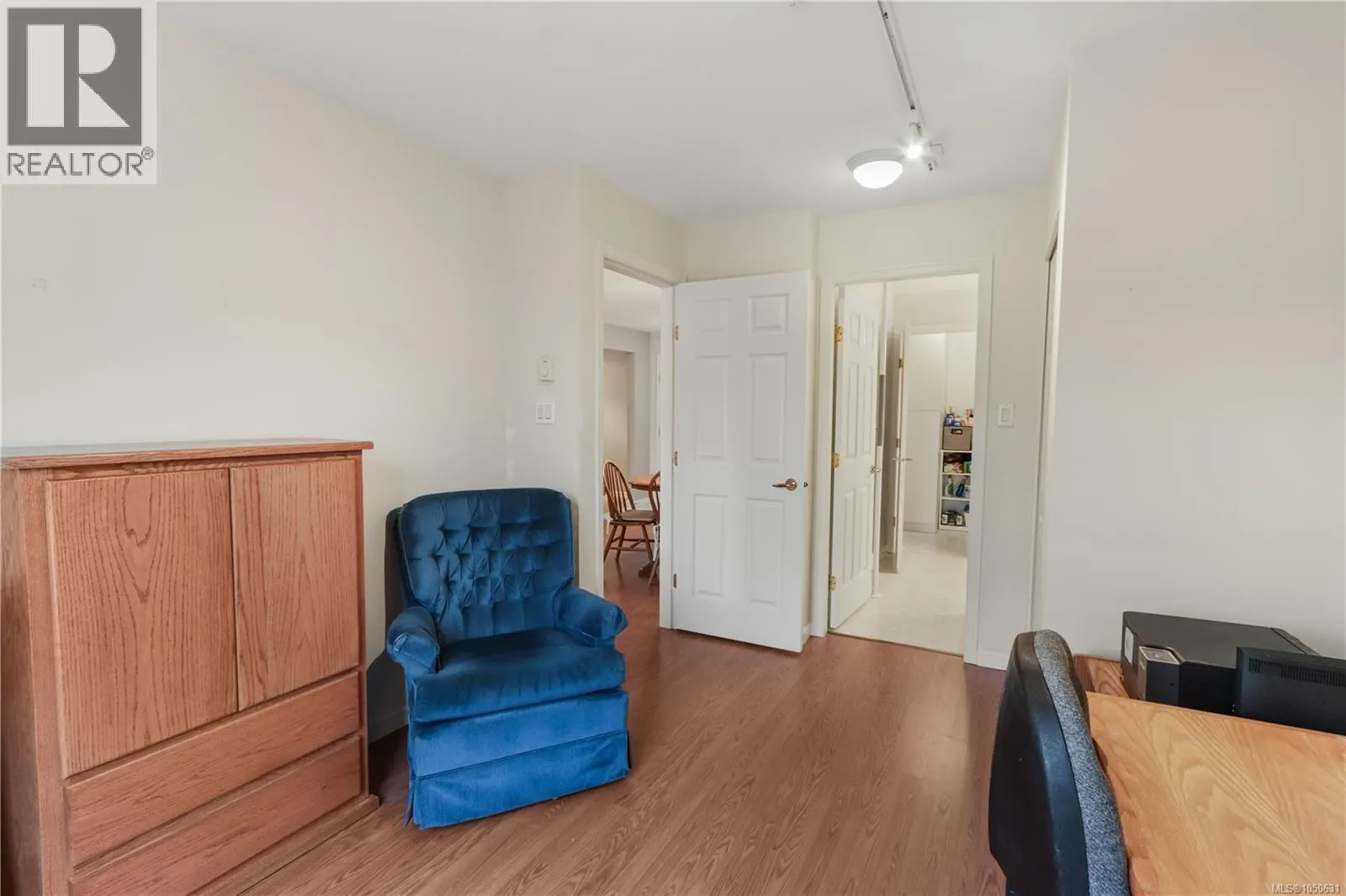 402 5620 Edgewater Lane