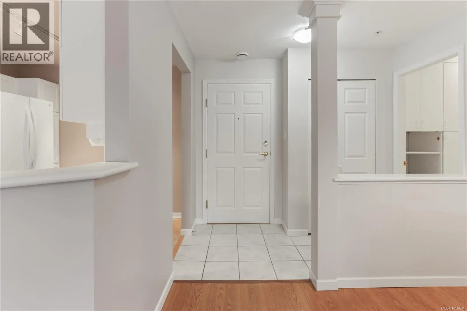 402 5620 Edgewater Lane