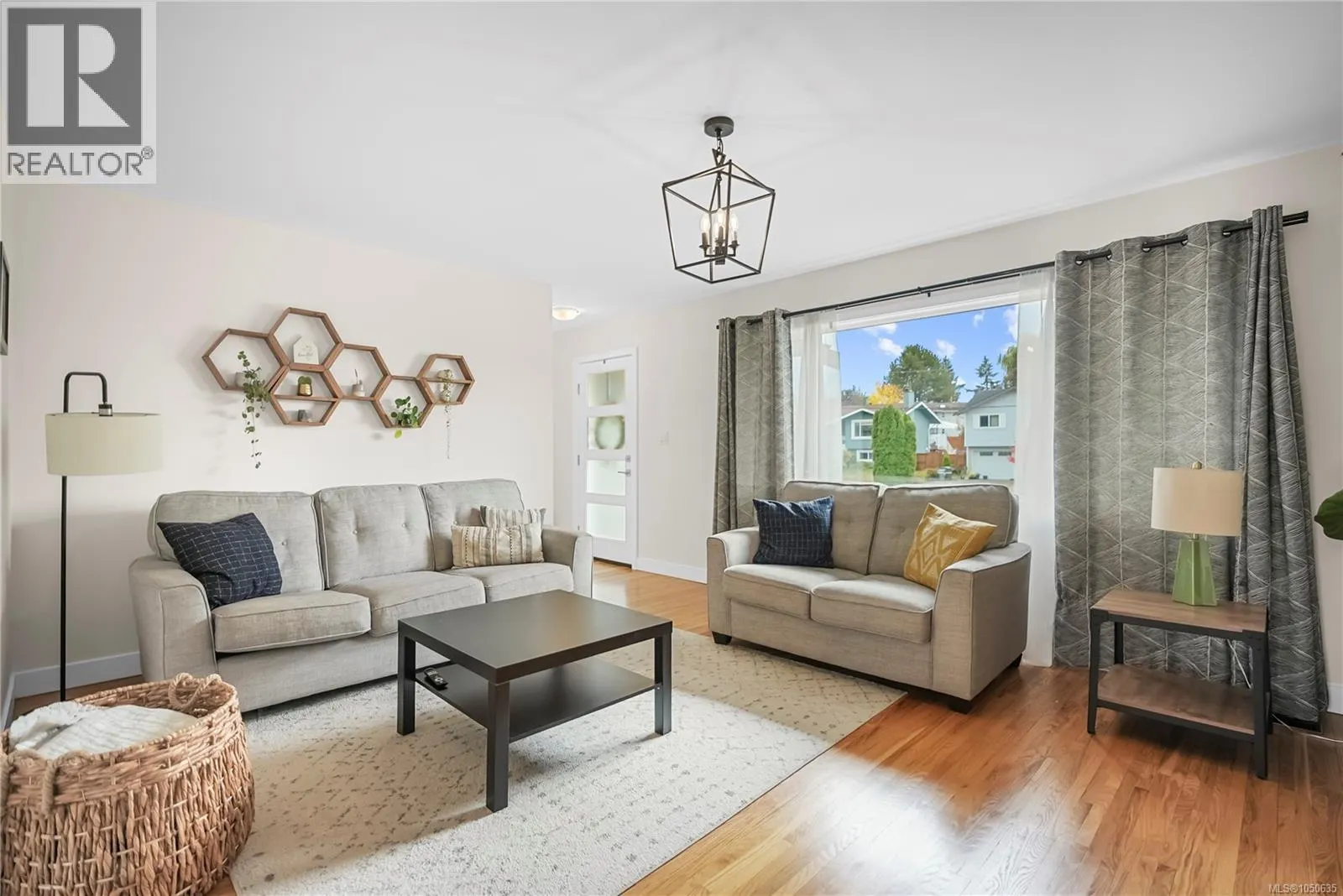 524 Warren Ave