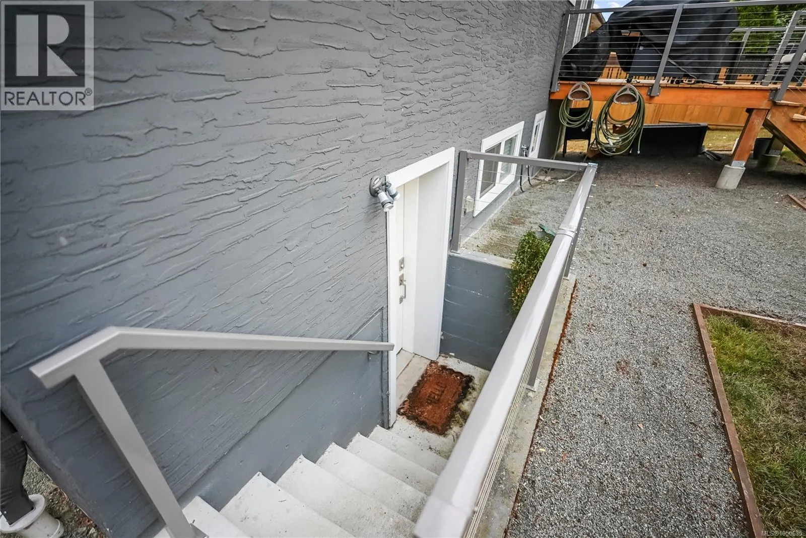 524 Warren Ave