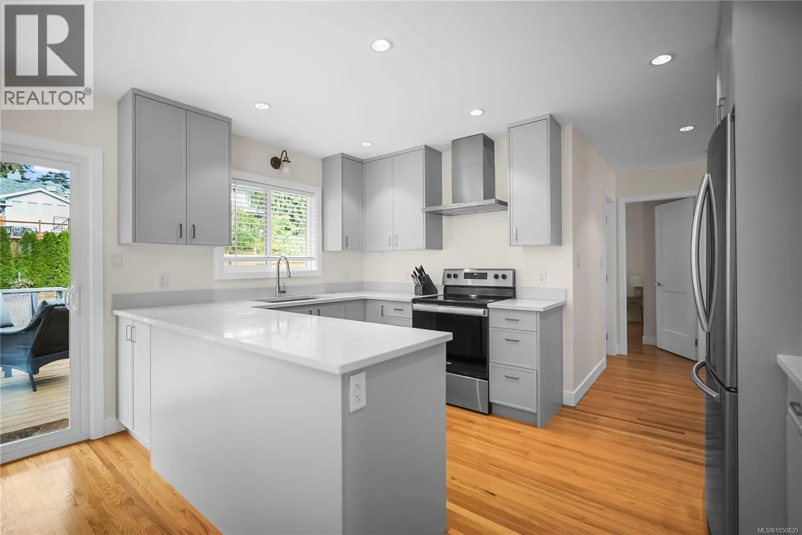 524 Warren Ave