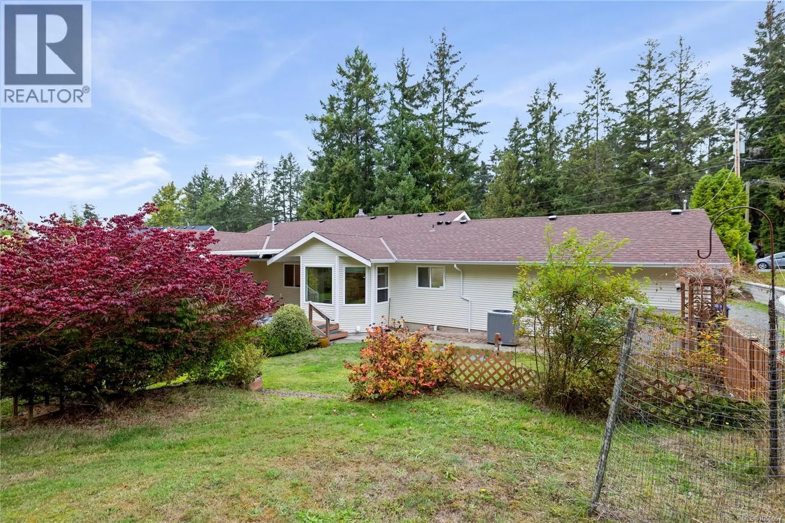 1730 Sangster Cres