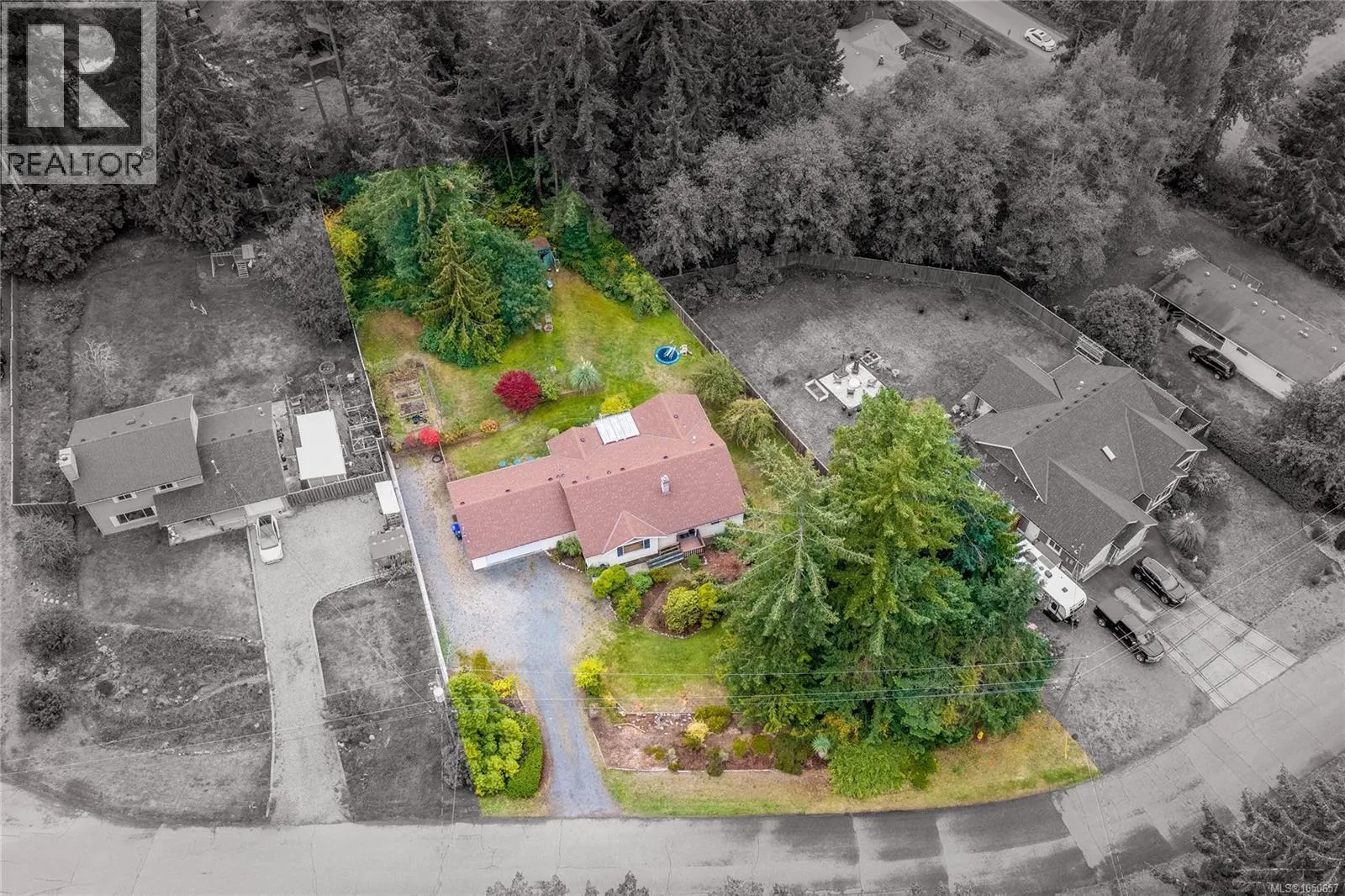 1730 Sangster Cres