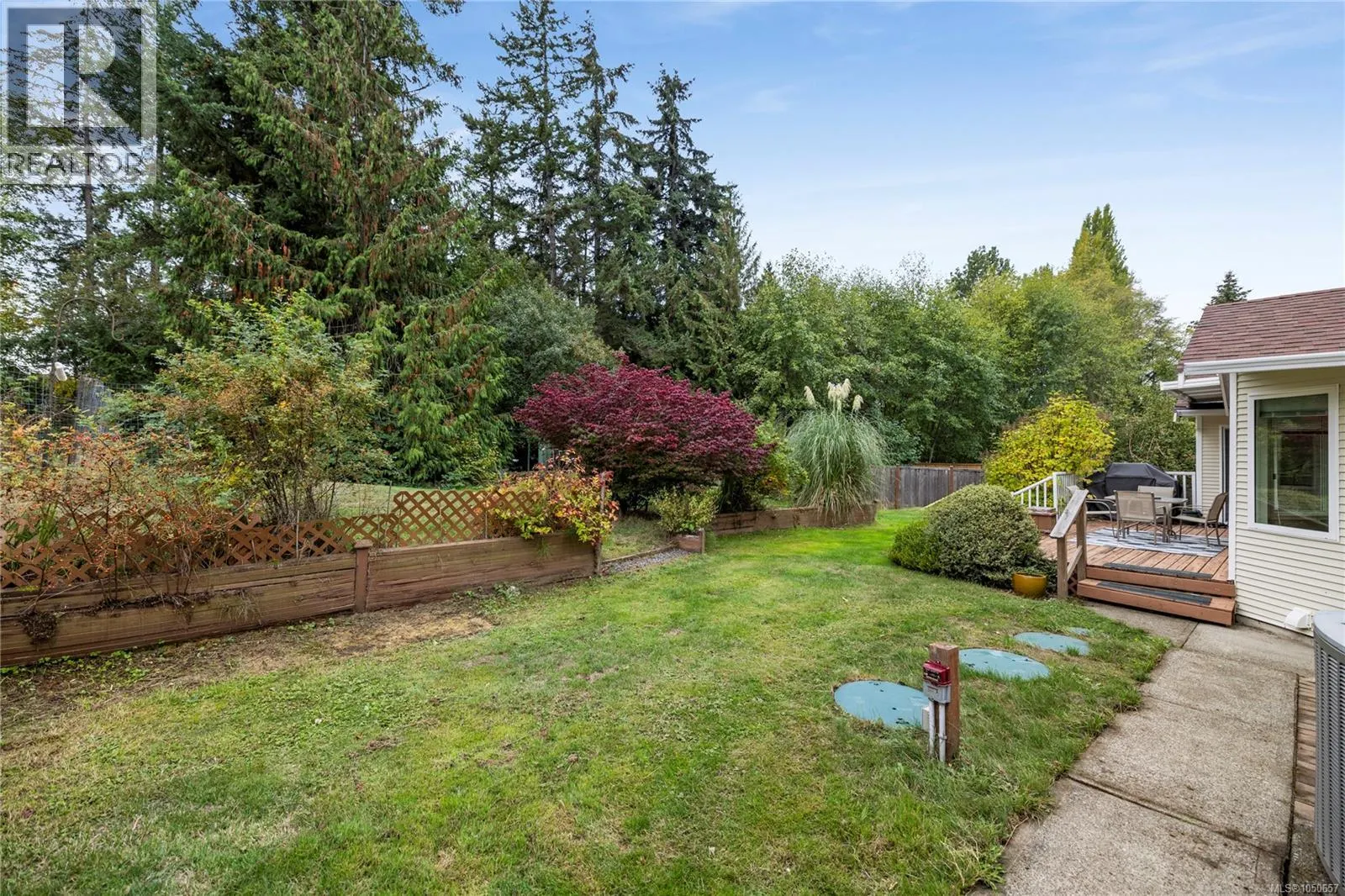 1730 Sangster Cres