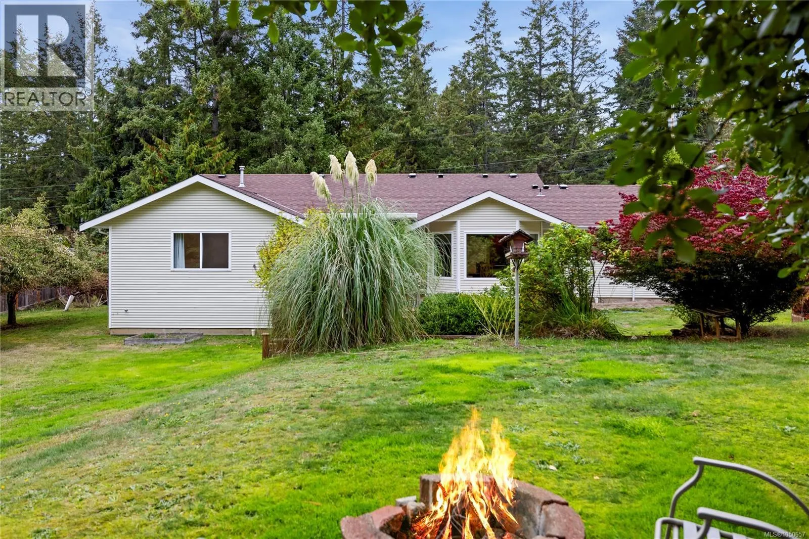 1730 Sangster Cres