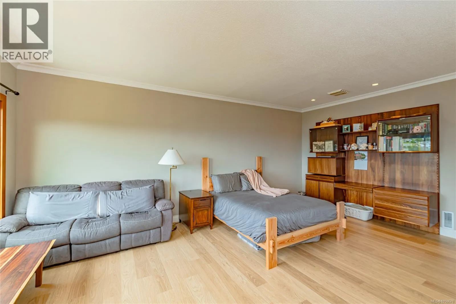 5000 Sooke Hanger Dr