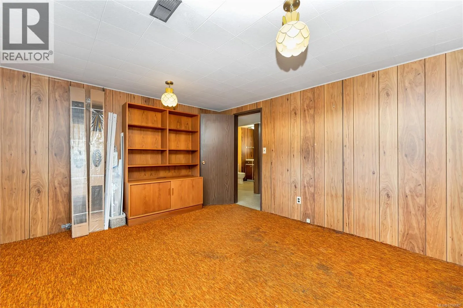 553 Acland Ave