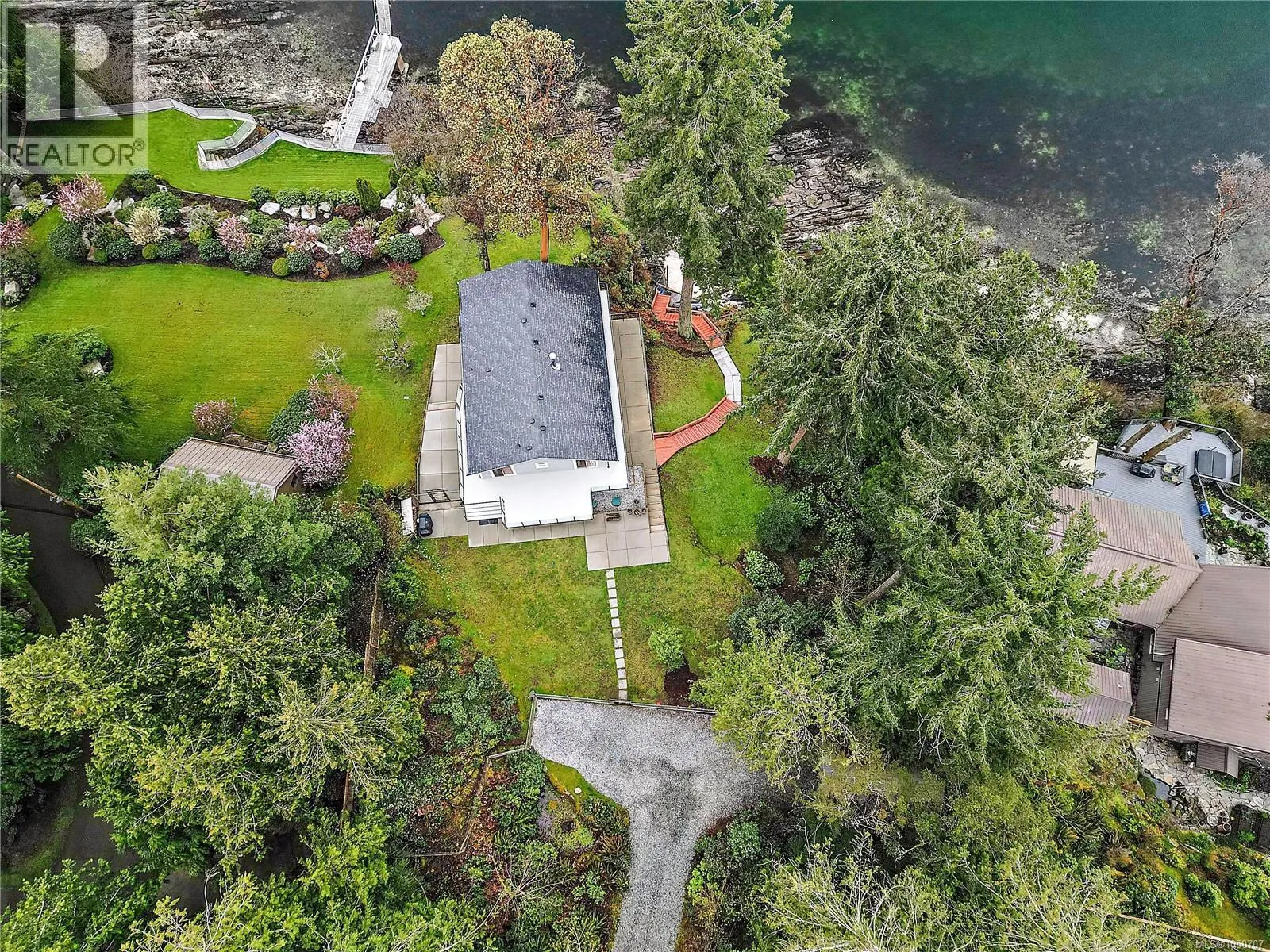 976 Lands End Rd