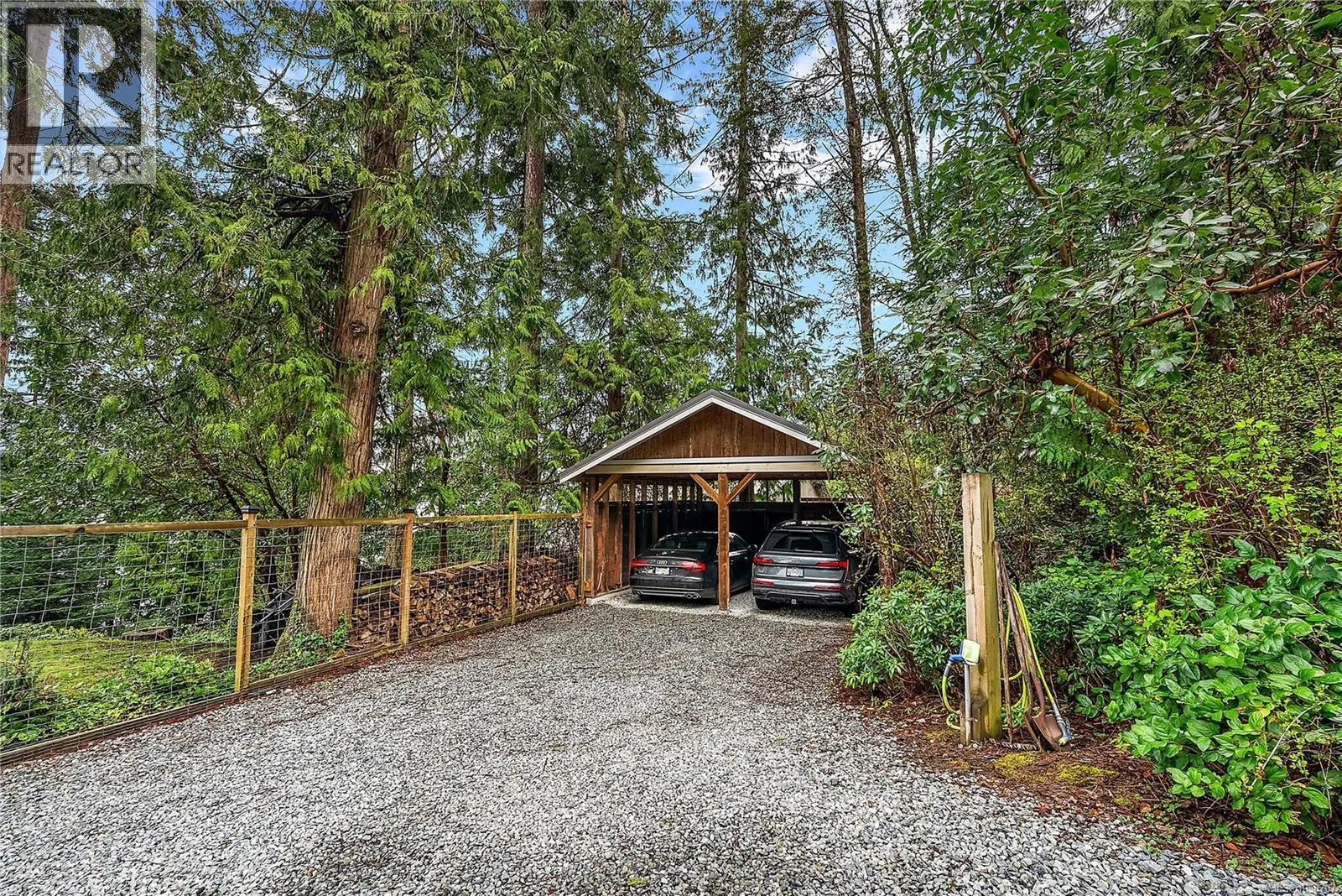 976 Lands End Rd