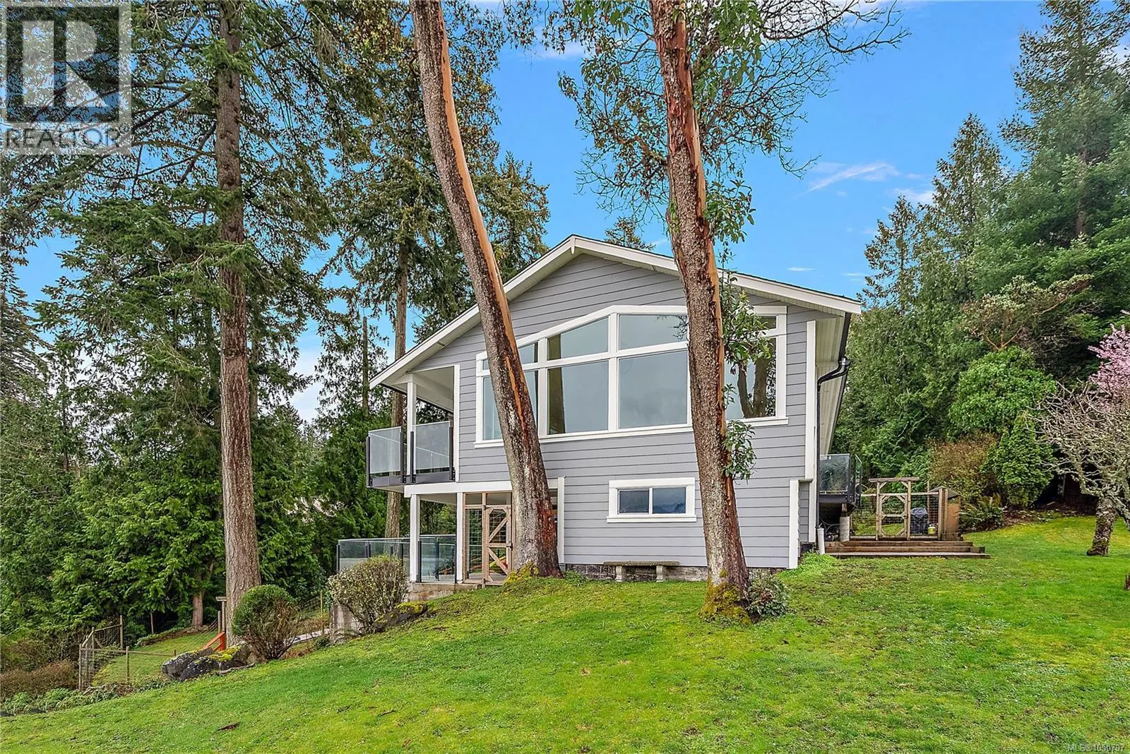 976 Lands End Rd