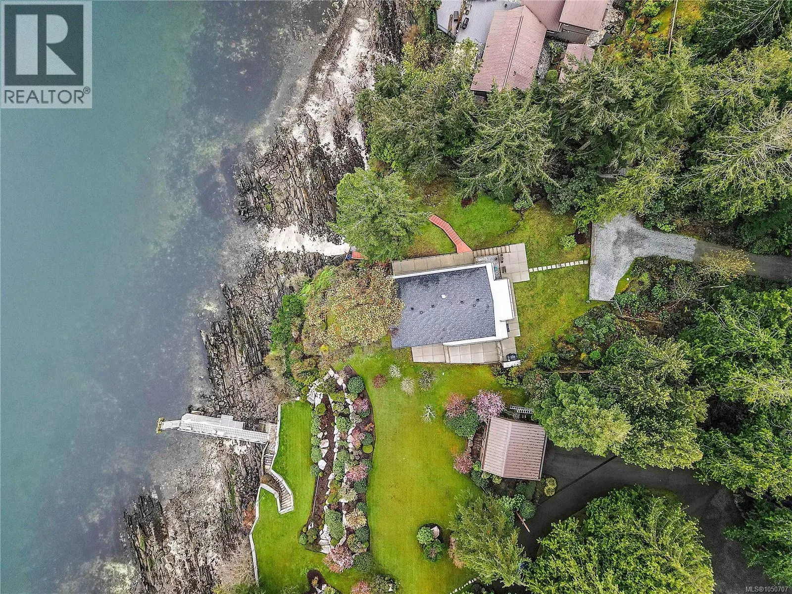 976 Lands End Rd