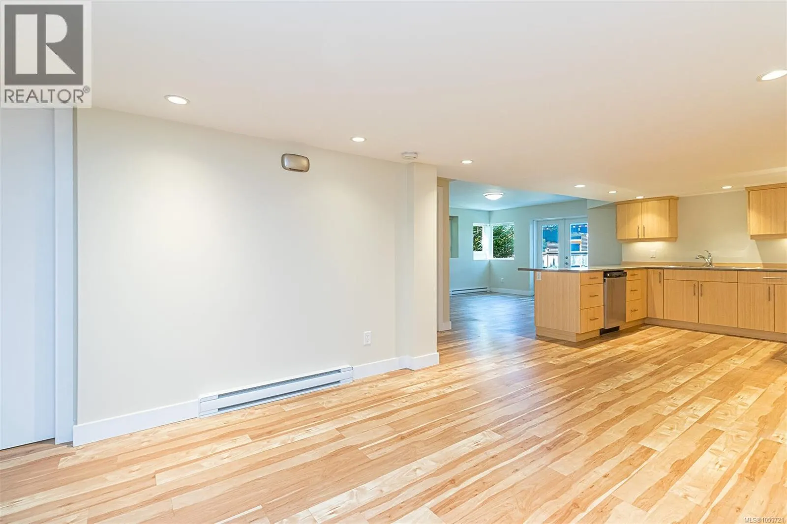 1 Briar Pl