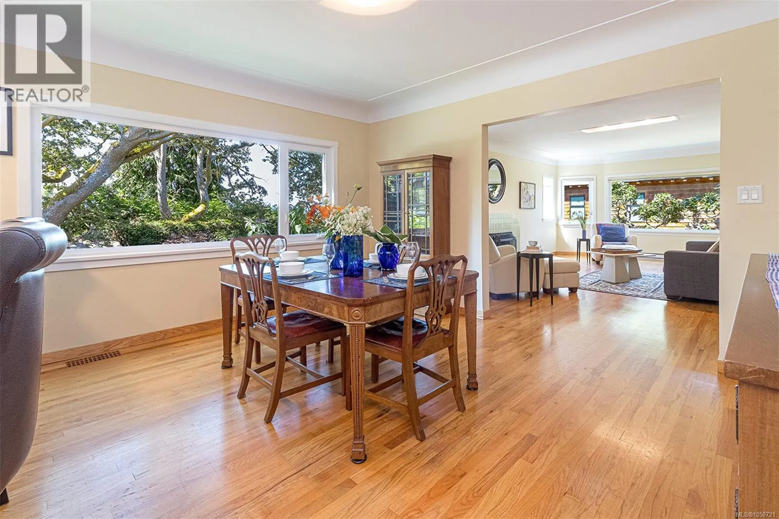 1 Briar Pl